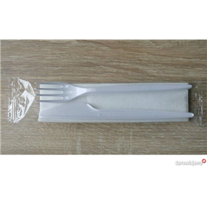 Konfekcja  nóż widelec serwetka a 250